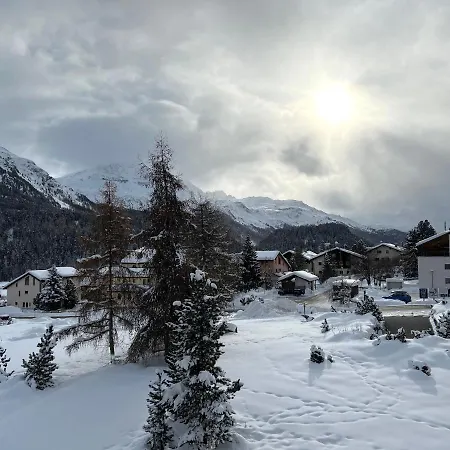 Cosy Facing Piz Rosatsch With Efireplace, Pool & Sauna Daire *