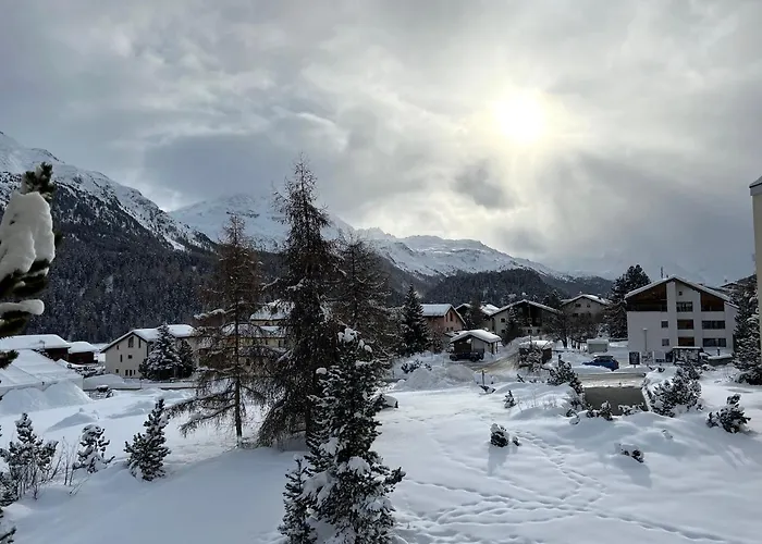 Cosy Facing Piz Rosatsch Appartement *